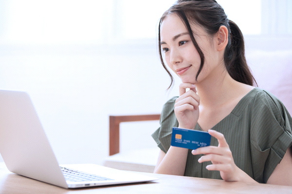 三三井住友カードナンバーレス,ライフカード,比較